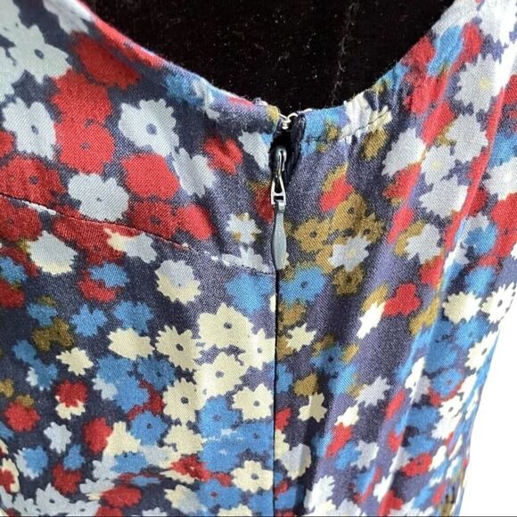 Forever 21 Blue, Red, and White Floral Sleeveless Lightweight Summer Dress Sz M - Picture 5 of 14